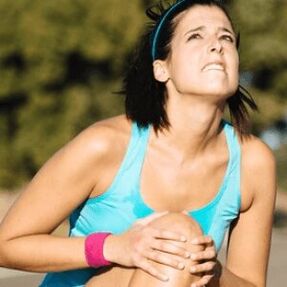 Diz eklemindeki artroz ile ağrı